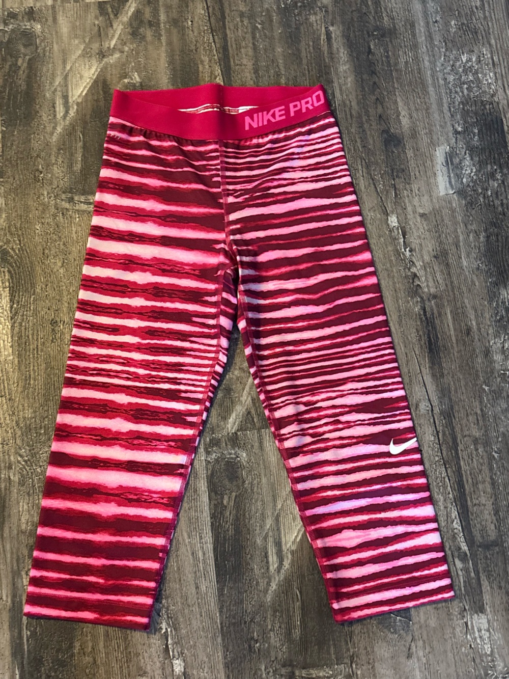 Nike Pro Women's Pink and Maroon Striped Performance crop Leggings